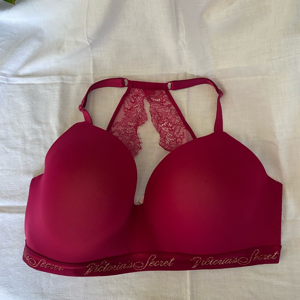 Victoria's Secret Red Lace t-shirt lightly lined bra 38DD